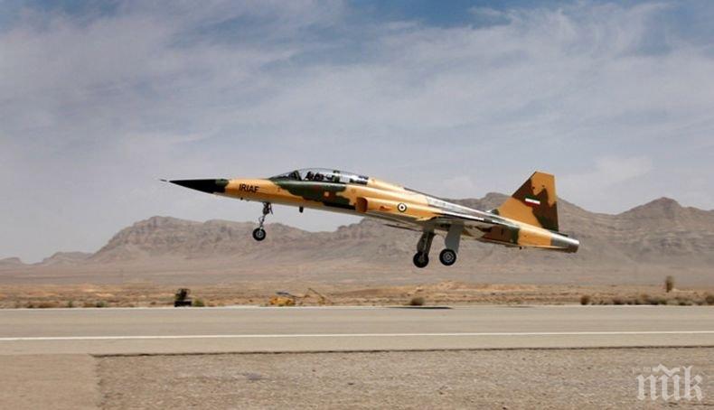 Ирански изтребител се разби. Двамата пилоти са оцелели