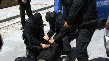 ИЗВЪНРЕДНО: Акция на качулки в Пловдив, има натръшкани на земята