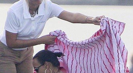 ирина шейк море мама раздялата брадли купър