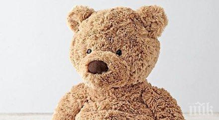 откриха експлозиви скрити плюшено мече