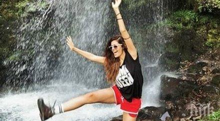 лятно безгрижие михаела филева тръгна пътешествие чия компания