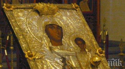 хасково посрещнаха чудотворната икона света богородица златна ябълка