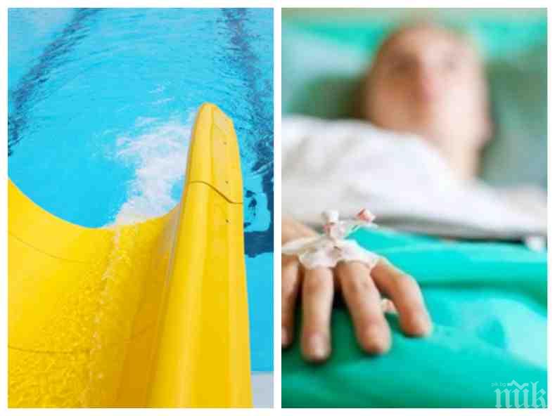 ИЗВЪНРЕДНО! Тийнейджър загина при спускане от водна пързалка в Приморско, друг е с опасност за живота