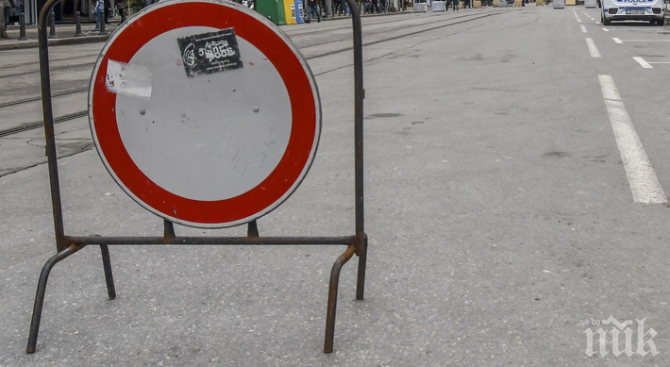 ВАЖНО: Ремонт блокира движението по пътната връзка Пловдив - Пампорово 
