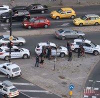 БРУТАЛНО: Въоръжена банда от пияни и дрогирани деца троши и бие наред по улиците на Бургас