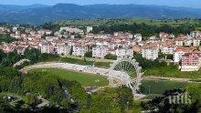 В Сандански правят най-голямото виенско колело в България