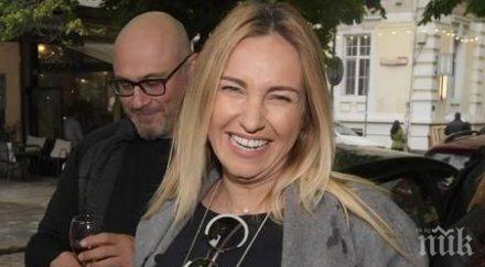 суеверие тресе алекс раева певицата крие бебето зли очи