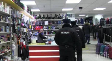 яки борци потрошиха московски магазин видео