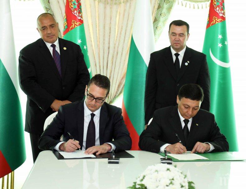 България и Туркменистан подписаха двустранни документи в четири области от взаимен интерес (СНИМКИ)