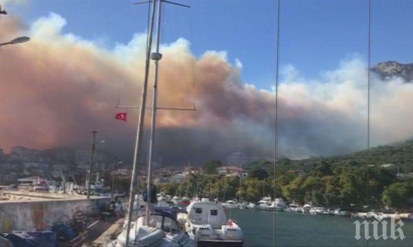 Горски пожари горят на два турски острова в Мраморно море