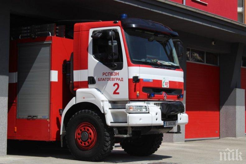 Отцепиха магистрала Струма заради пожара до Дупница