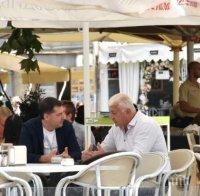 Зико и Тотев коментират на кафе изборите в Пловдив