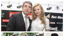 ЕКСКЛУЗИВНО В ПИК И "РЕТРО": Плевнелиев с частен басейн в гръцкото си имение - бившият президент летува на Халкидики с Деси Банова и децата си от Юлияна (СНИМКА)