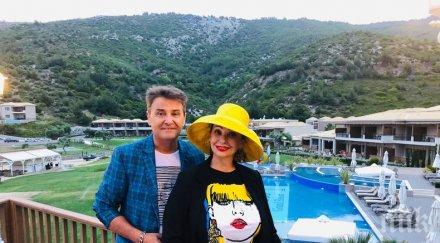 ритон загрява американско турне гръцки плажове концерти