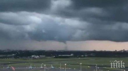 нло предизвика неочаквано торнадо видео