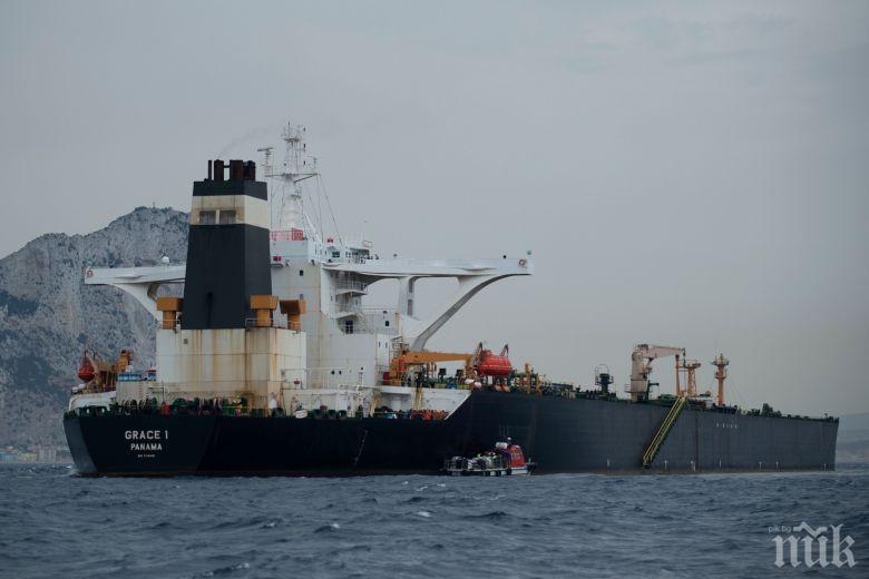 САЩ издадоха заповед за задържане на ирански танкер, пълен с петрол