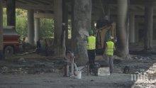 Проверяват почистено ли е под моста на "Струма" при Дупница
