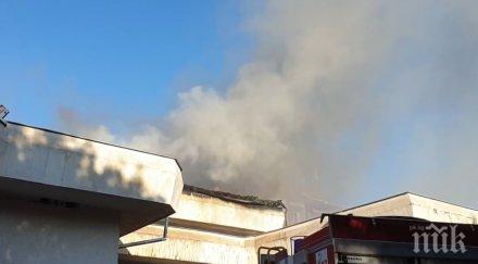 изгорял покривът оздравителния комплекс павел баня снимки видео