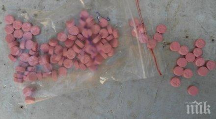 закопчаха двама галиче наркотици спипаха размяна метамфетамини