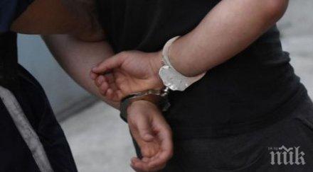 гранични полицаи спипаха нелегални имигранти колата хасковлия