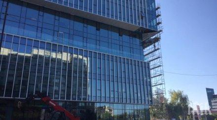 плоскост новострояща сграда падна човек софия