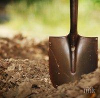 Инспекцията по труда: Срутилият се изкоп, който погреба двама работници в Перник, не е бил укрепен