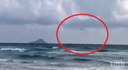 трагедия самолет испанските ввс разби издирват пилота видео