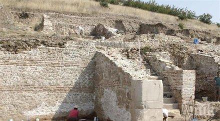 находки уникална стена две скулптури откриха археолозите хераклея синтика