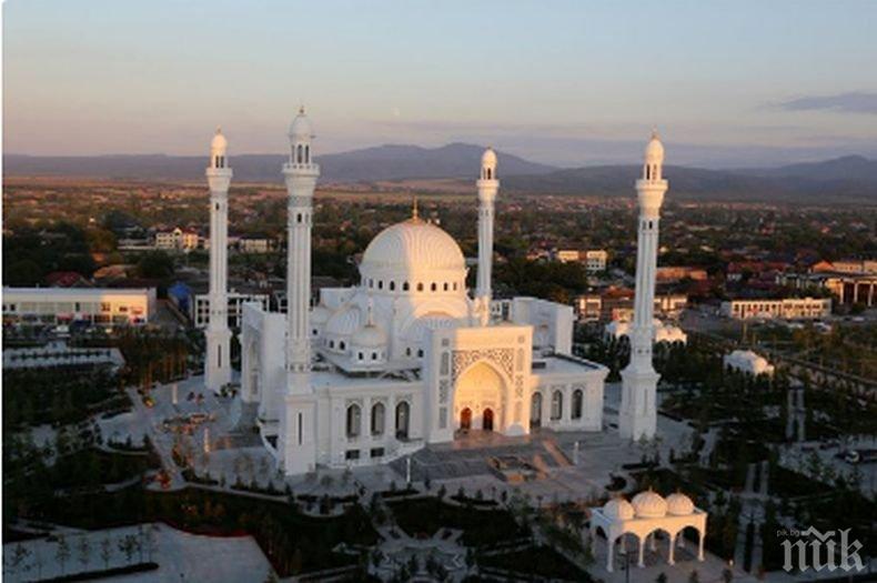 В Чечня откриха най-голямата джамия в Европа