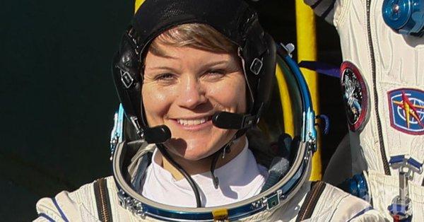 НАСА разследва източване на банка от космоса