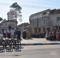 РАДОСТ: В Борово осветиха нов параклис