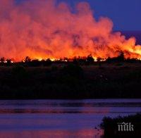 ИЗВЪНРЕДНО: Пламна Дуранкулашкото езеро 