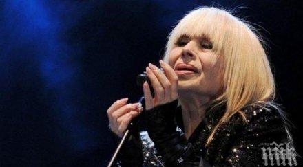 пик ретро лили прилапа апартамент сестра