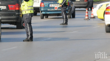 възстановено движението главен път местността хумата