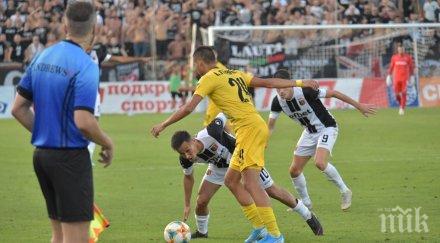 дерби локомотив ботев счепкаха здраво лаута мачът снимки