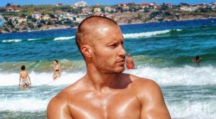 морски бряг арти спасява момичета безплатно