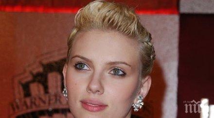 скарлет йохансон подкрепи уди алън секс скандала