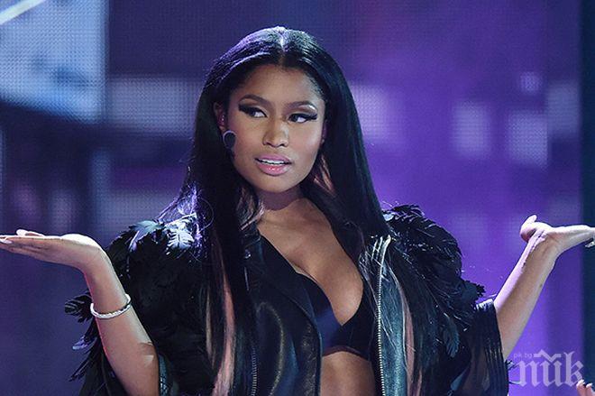 ИЗНЕНАДА: Ники Минаж приключи с музиката