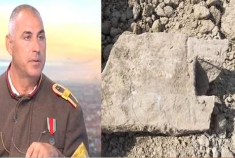 СКАНДАЛ: Поругават ли военните възстановки гробище в Троян?