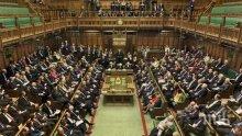 Британският парламент ще гласува за предсрочни избори
