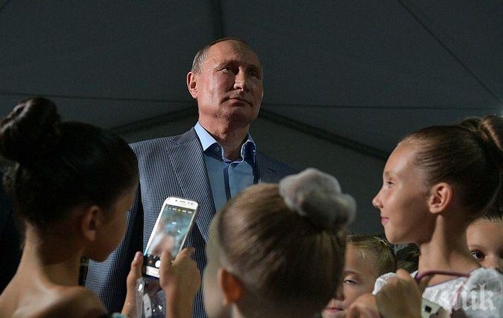 Чистка: Владимир Путин уволни близо 30 висши служители в правоохранителните органи