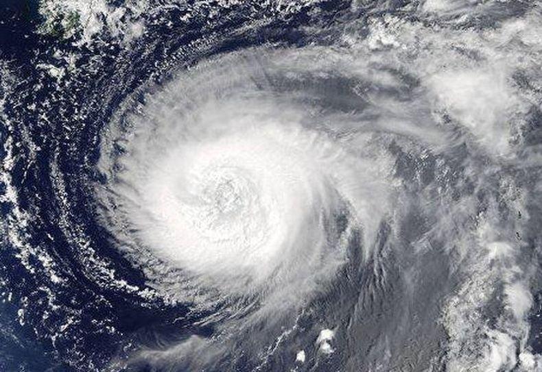 Тайфун връхлетя Южна Корея 