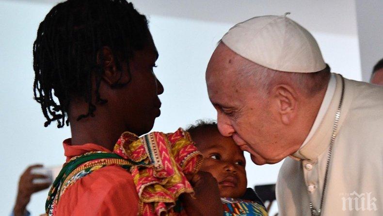 Папата тревожен за сечта в Мадагаскар