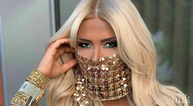 СКАНДАЛ: Фолкпевицата Ваня се кълчи гола в джамия