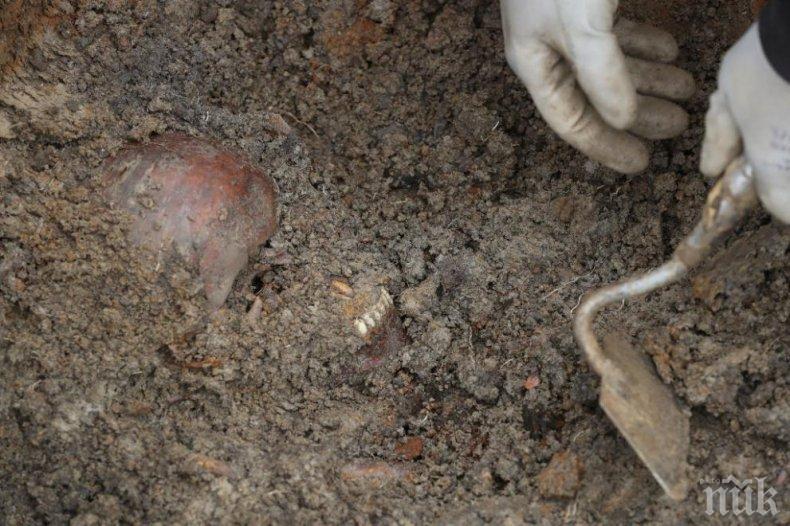 ШОК! Намерените древни скелети на любовници от Модена са били на мъже