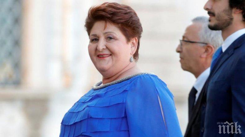 ЗЛОБА СЕ ЛЕЕ В СОЦИАЛНИТЕ МРЕЖИ: Италианска министърка взриви нета с основното си образование