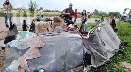 погребват петимата младежи катастрофата елин пелин