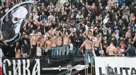 фенове локо бойкотират коко динев