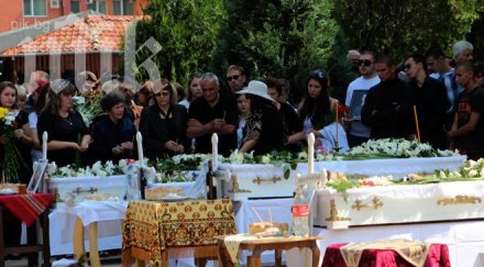 черни лястовици летят ковчезите деца елин пелин обновенаснимки