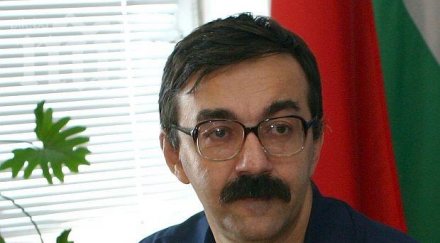 общинският съвет бсп двама души легнат блокират кръстовище